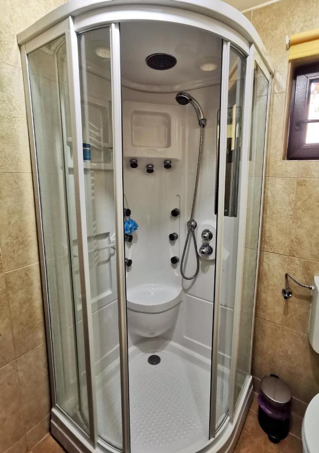 Studio Азуга Экстерьер фото